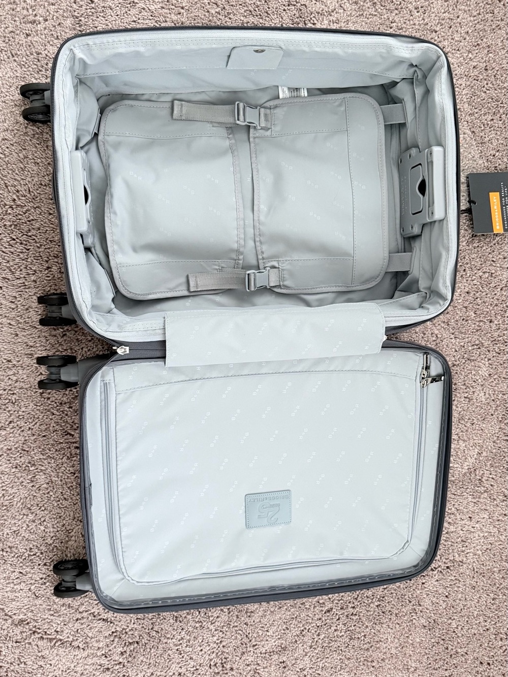 Briggs & Riley Sympatico Collection Limited Edition Carry-on Expandable Spinner - Picture 15 of 16